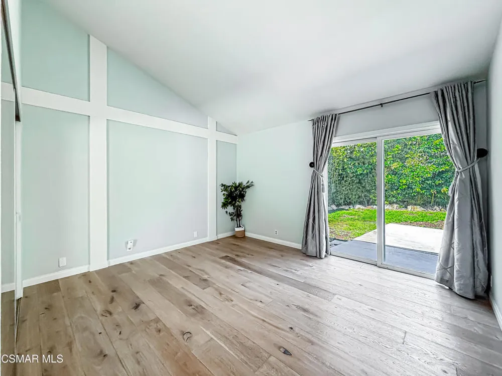 360 Greenmeadow Avenue Newbury Park, CA 91320