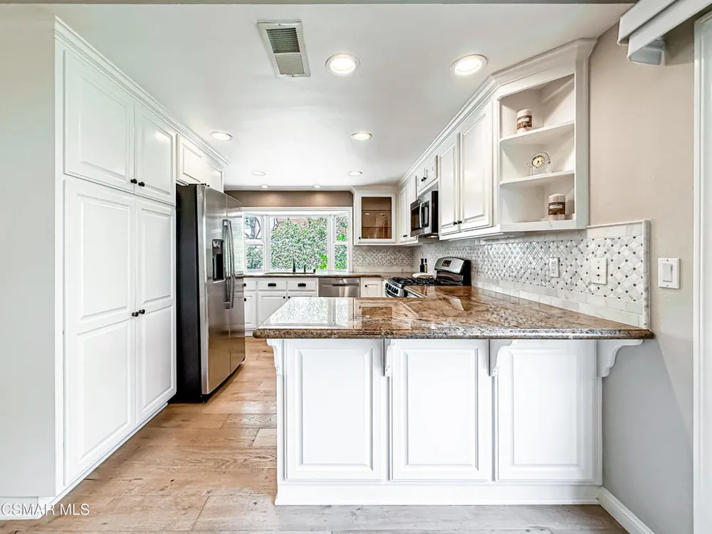 360 Greenmeadow Avenue Newbury Park, CA 91320