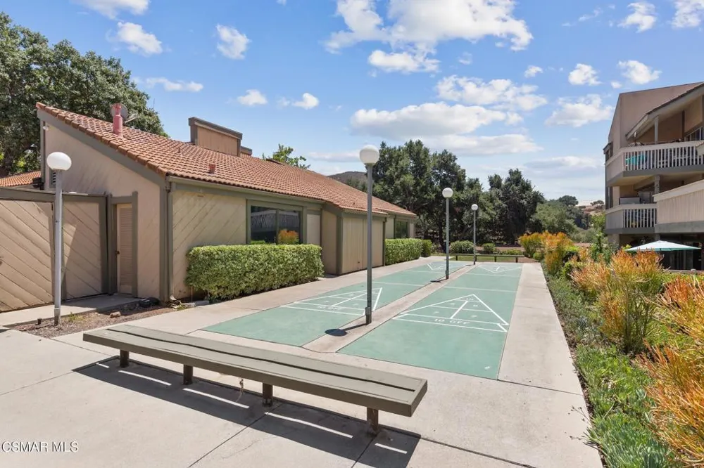 291 Sequoia Court #34 Thousand Oaks, CA 91360