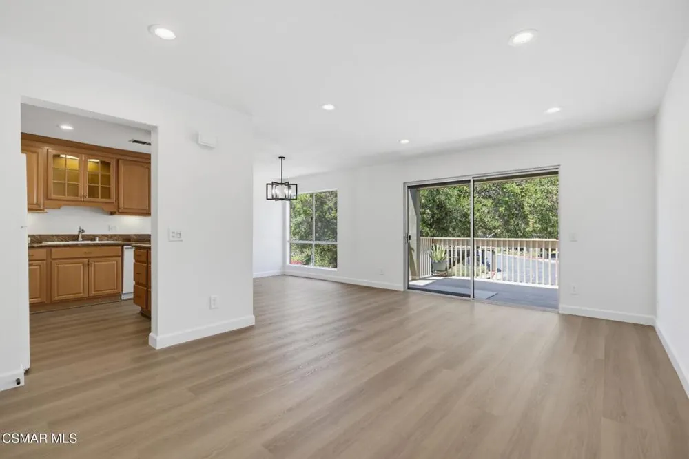 291 Sequoia Court #34 Thousand Oaks, CA 91360