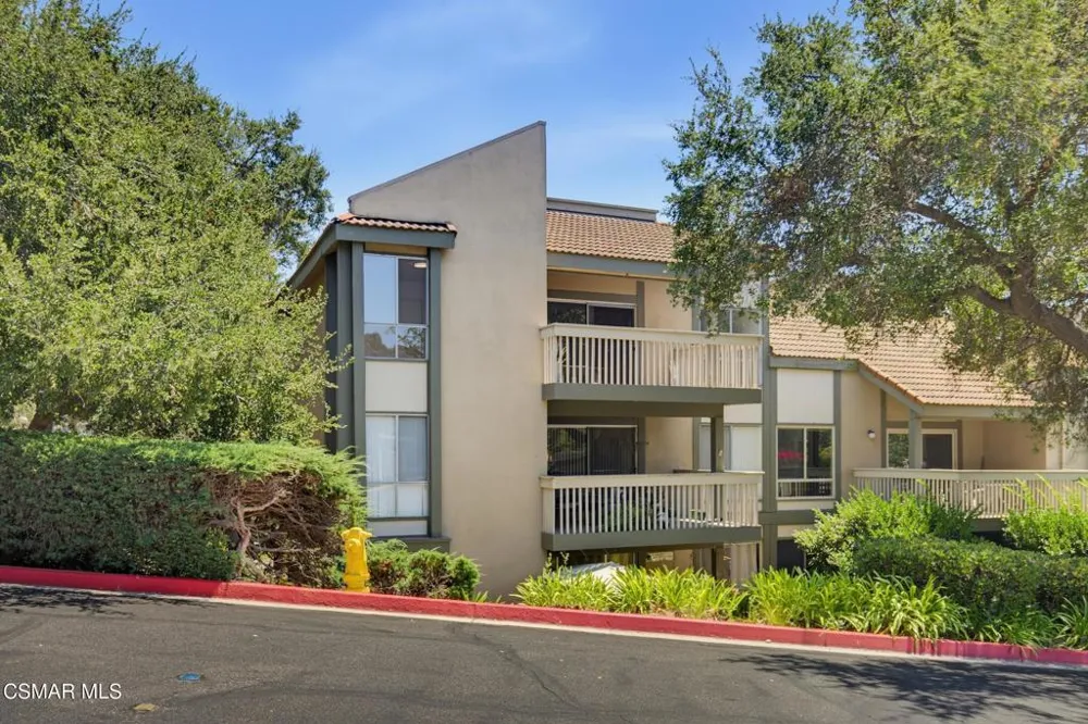 291 Sequoia Court #34 Thousand Oaks, CA 91360