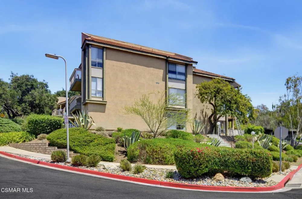 291 Sequoia Court #34 Thousand Oaks, CA 91360
