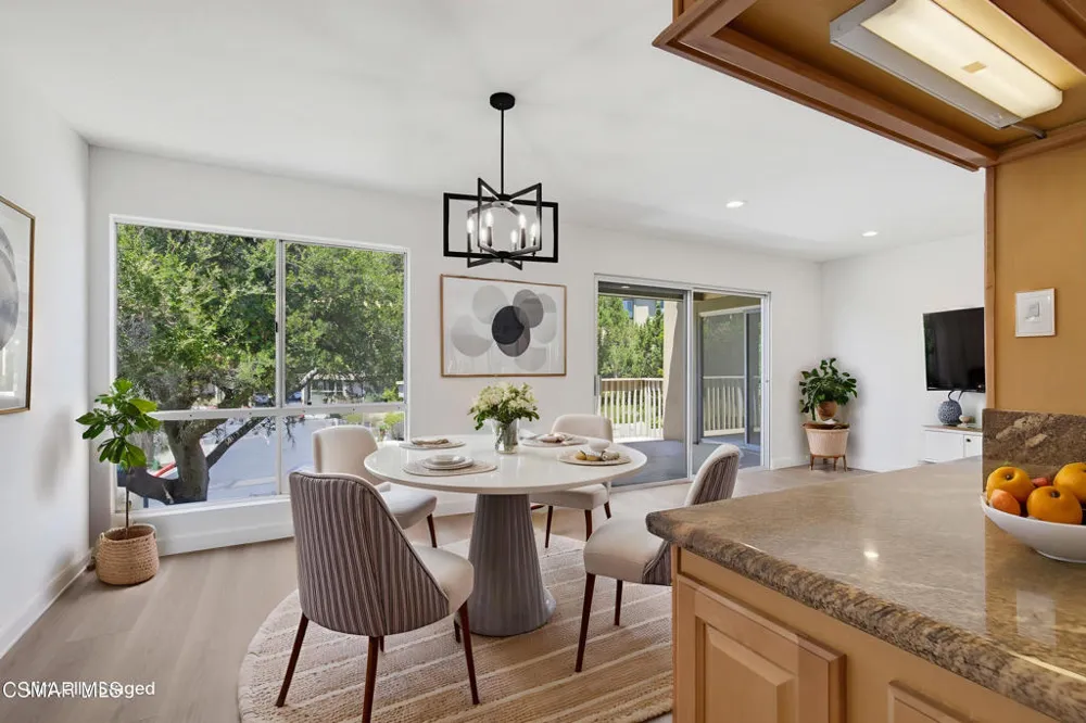 291 Sequoia Court #34 Thousand Oaks, CA 91360