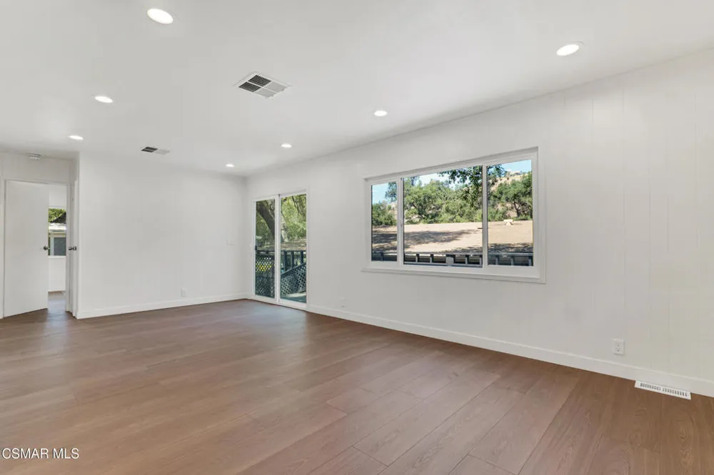 76 Little John Lane Westlake Village, CA 91361