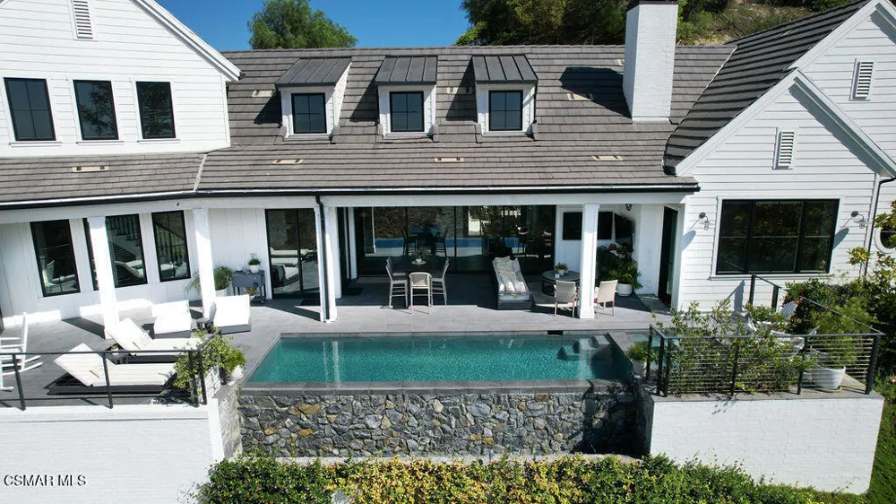 2431 Sapra Street Thousand Oaks, CA 91362