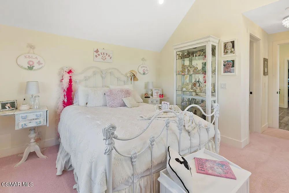 2431 Sapra Street Thousand Oaks, CA 91362