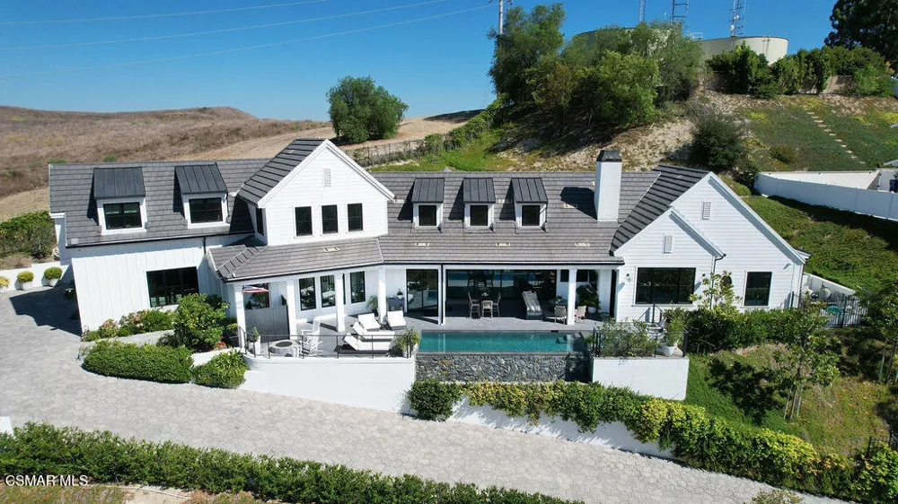 2431 Sapra Street Thousand Oaks, CA 91362