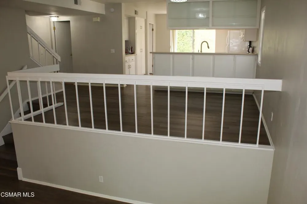 6254 Shoup Avenue #1/2 Woodland Hills, CA 91367
