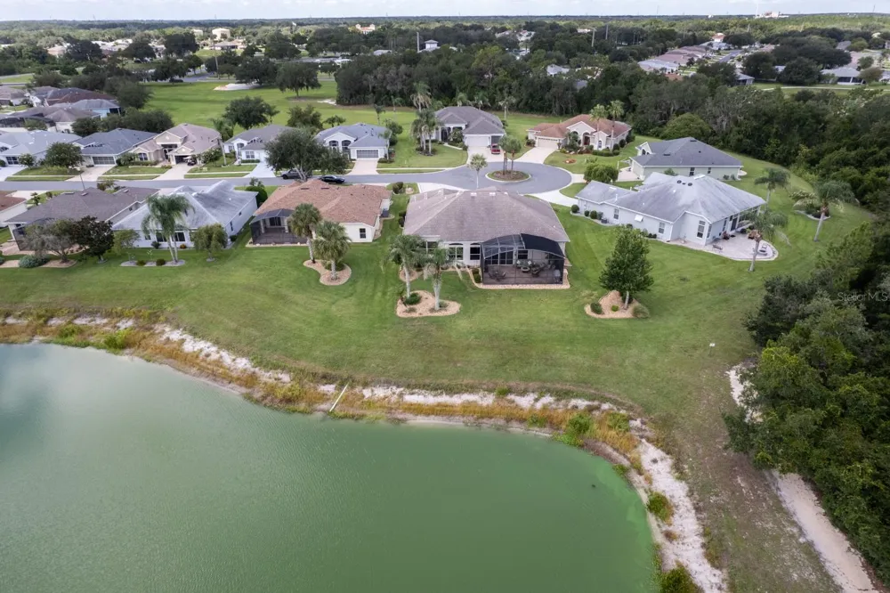27028 OLD ENGLISH COURT Leesburg, FL 34748