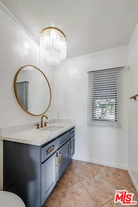 3115 Dona Susana Drive Studio City, CA 91604