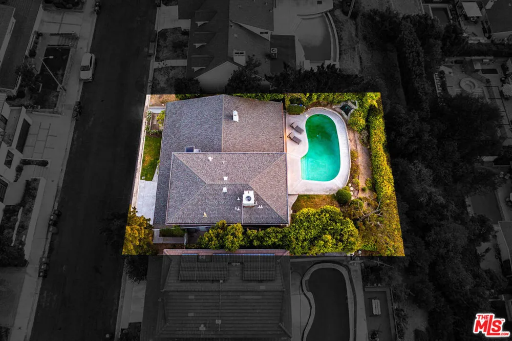 3115 Dona Susana Drive Studio City, CA 91604