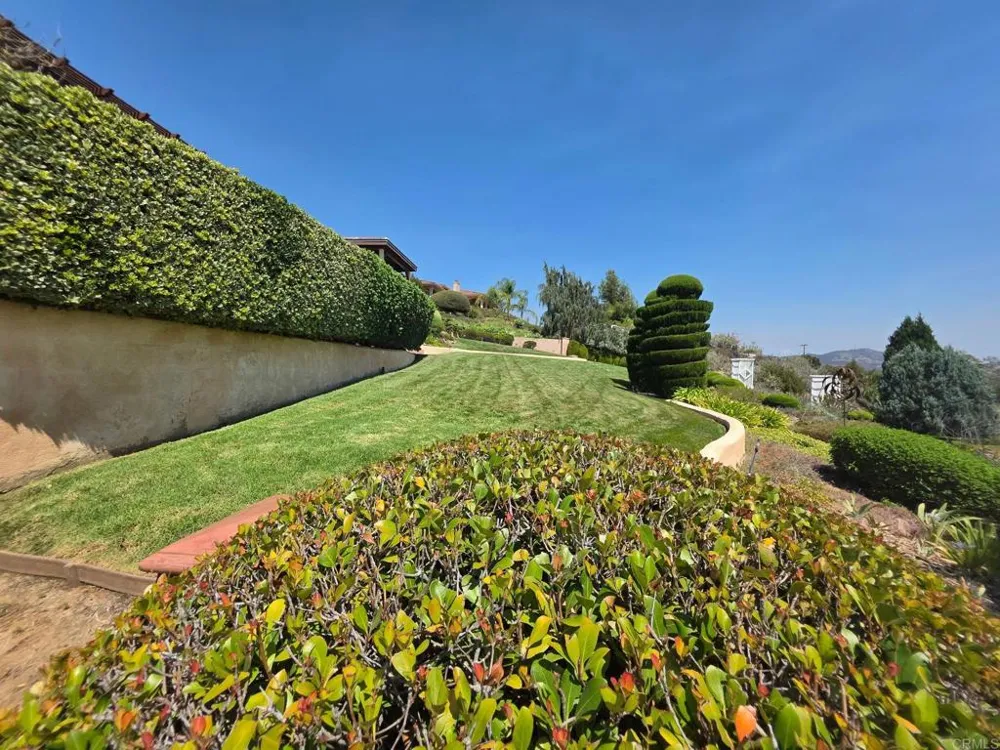 4241 Via El Dorado Fallbrook, CA 92028