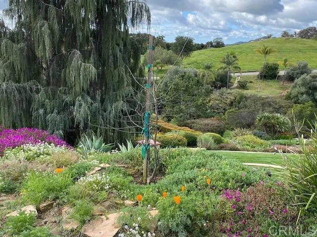 4241 Via El Dorado Fallbrook, CA 92028