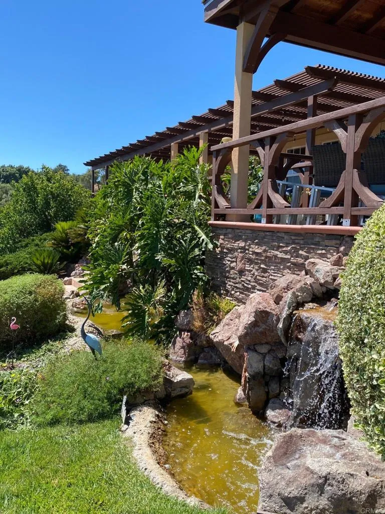 4241 Via El Dorado Fallbrook, CA 92028