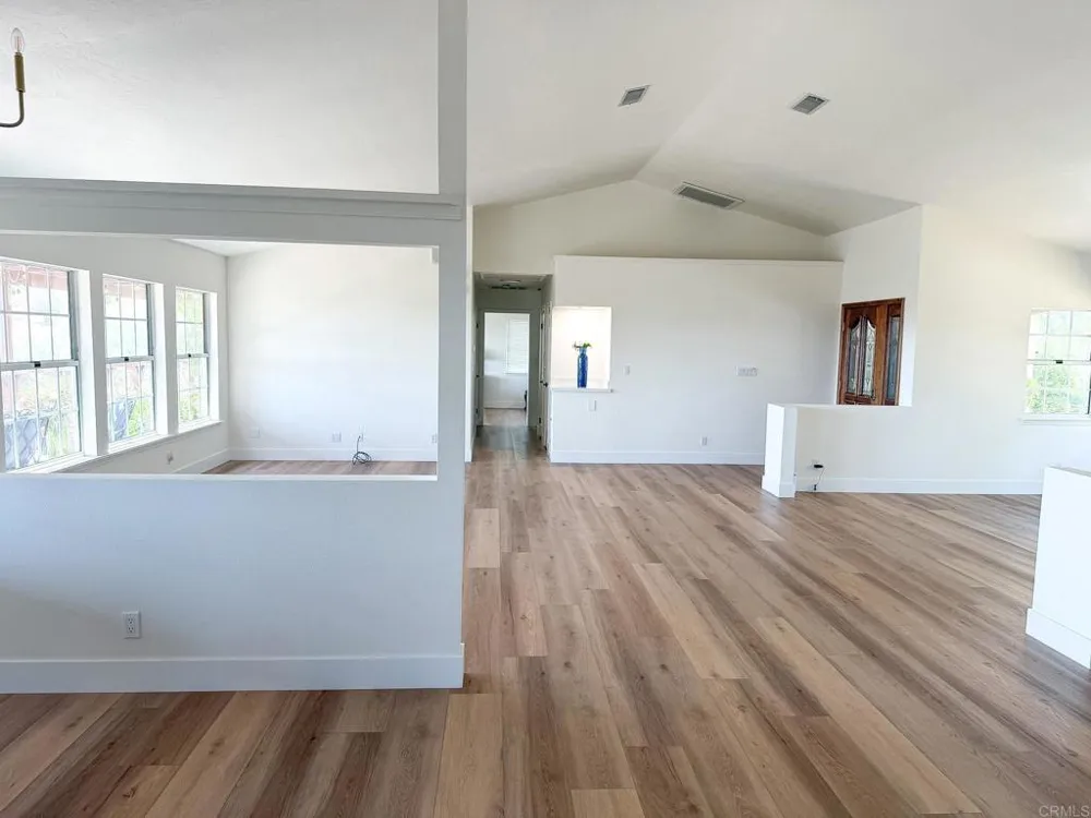 4241 Via El Dorado Fallbrook, CA 92028