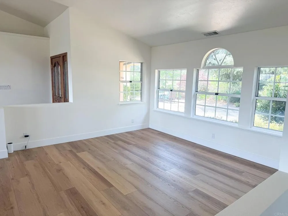 4241 Via El Dorado Fallbrook, CA 92028