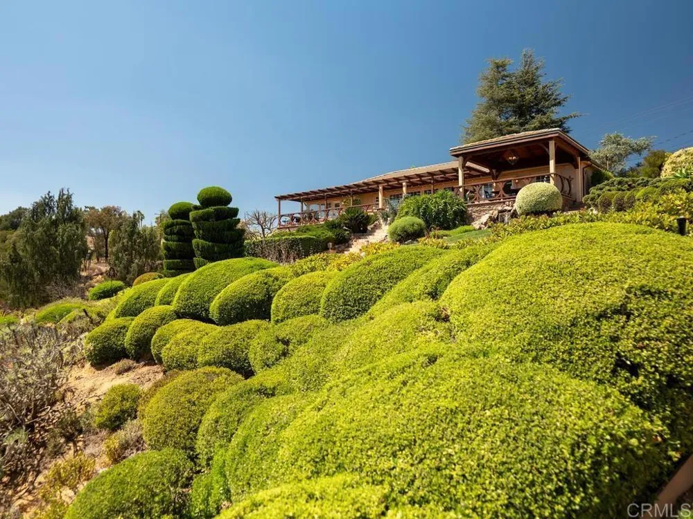 4241 Via El Dorado Fallbrook, CA 92028
