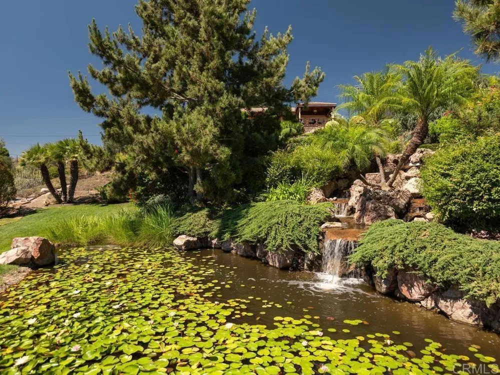 4241 Via El Dorado Fallbrook, CA 92028