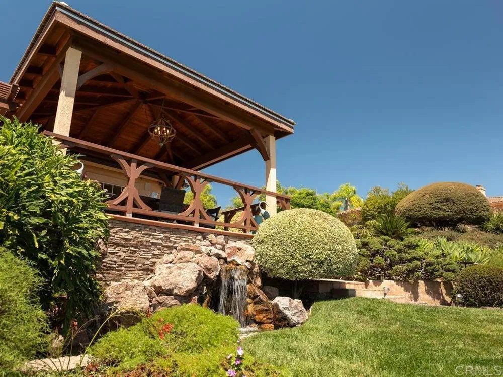 4241 Via El Dorado Fallbrook, CA 92028