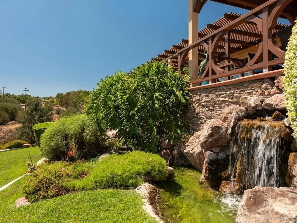 4241 Via El Dorado Fallbrook, CA 92028