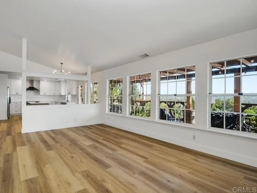 4241 Via El Dorado Fallbrook, CA 92028