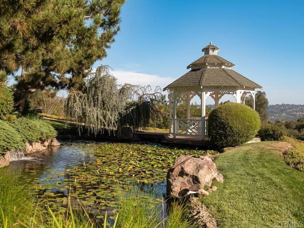 4241 Via El Dorado Fallbrook, CA 92028