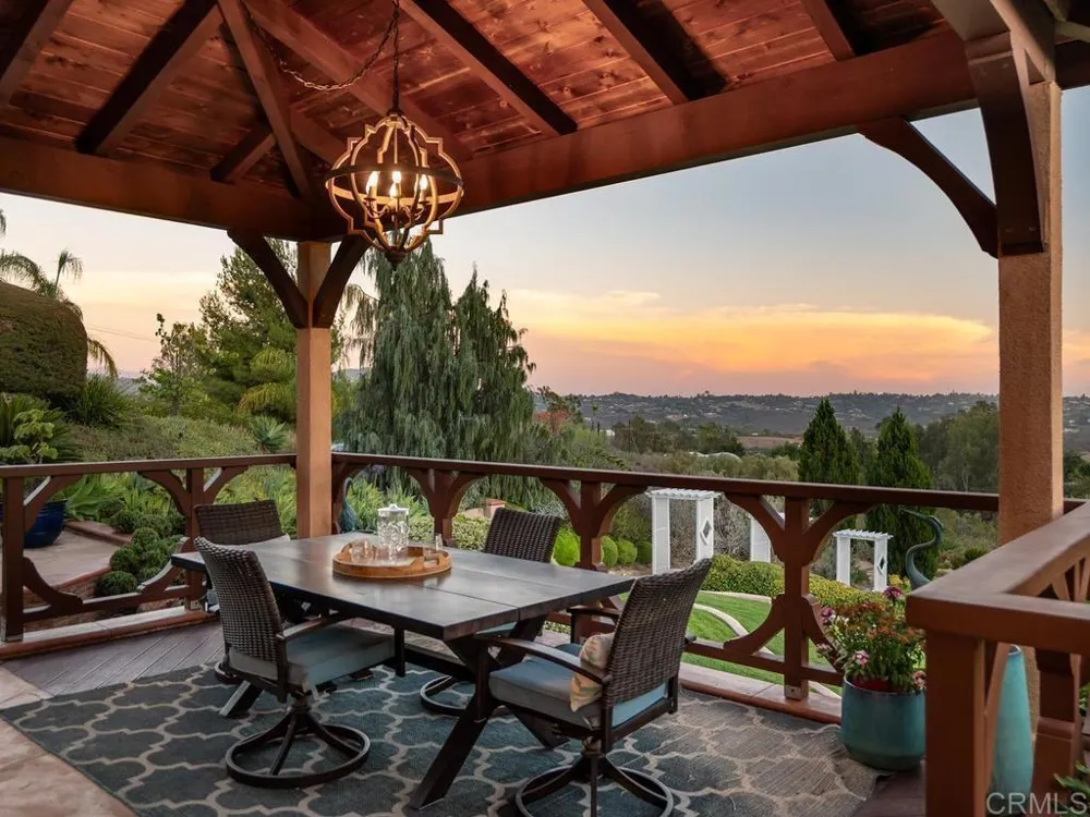 4241 Via El Dorado Fallbrook, CA 92028