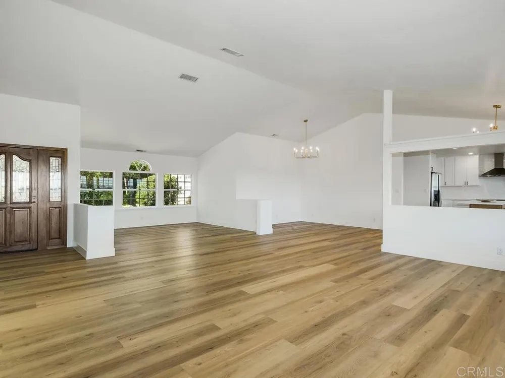 4241 Via El Dorado Fallbrook, CA 92028