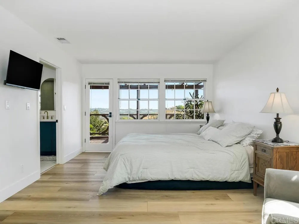 4241 Via El Dorado Fallbrook, CA 92028