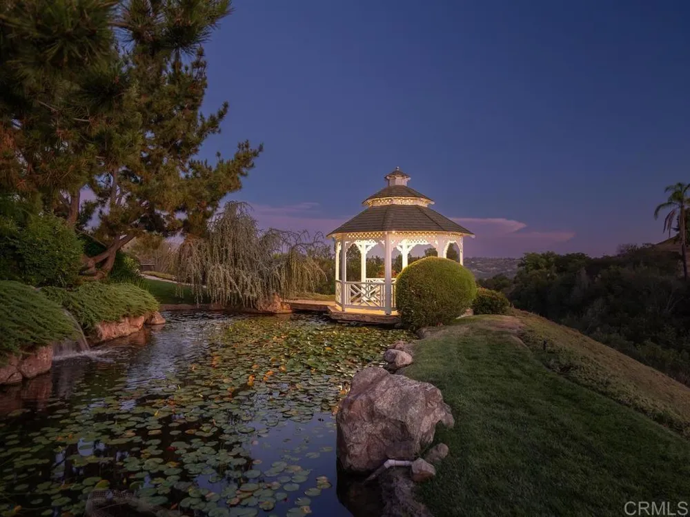 4241 Via El Dorado Fallbrook, CA 92028