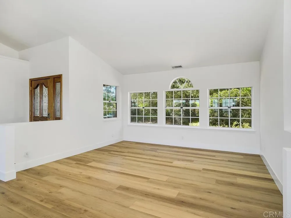 4241 Via El Dorado Fallbrook, CA 92028