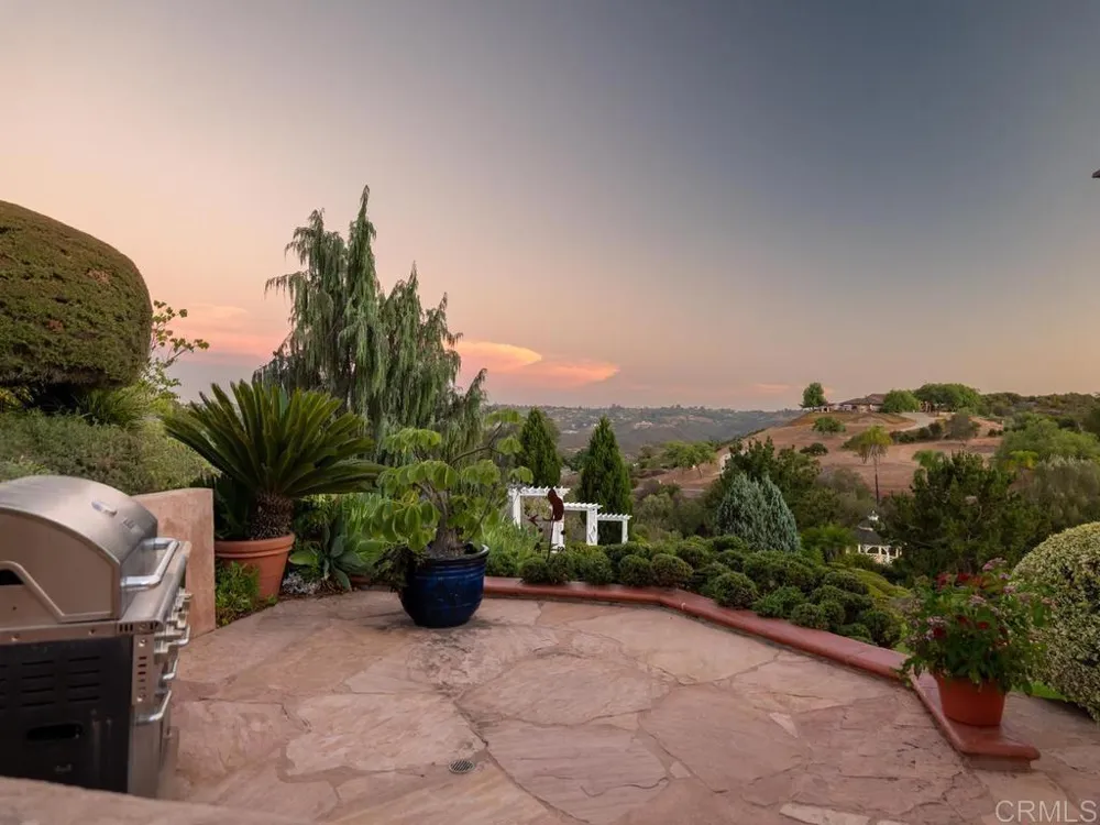 4241 Via El Dorado Fallbrook, CA 92028