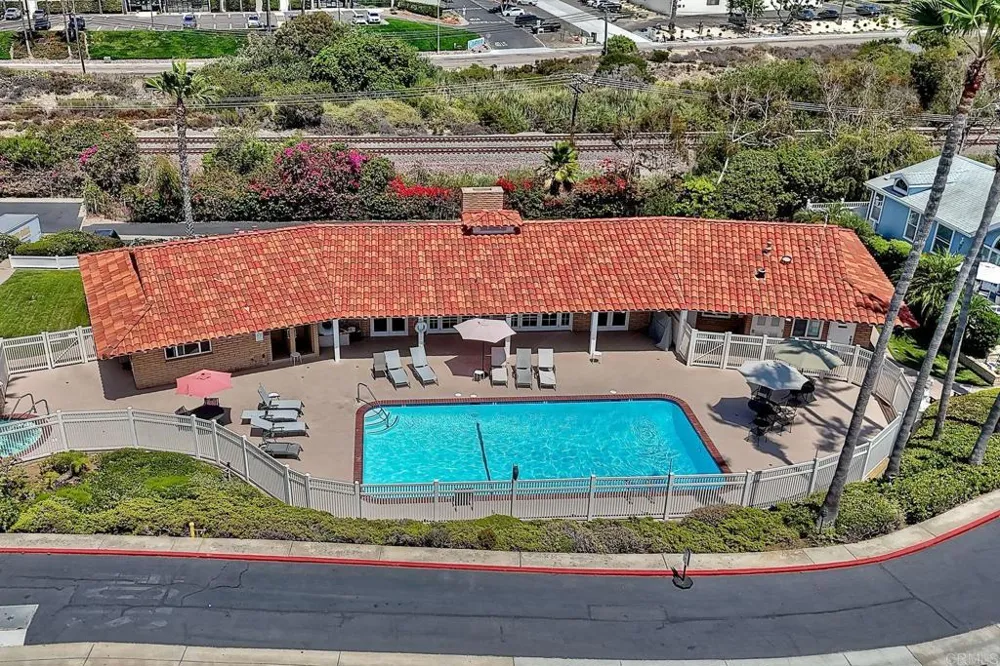 6493 Friendly Place Carlsbad, CA 92011