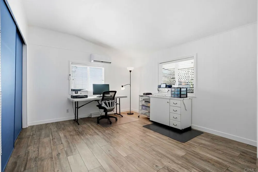 6493 Friendly Place Carlsbad, CA 92011