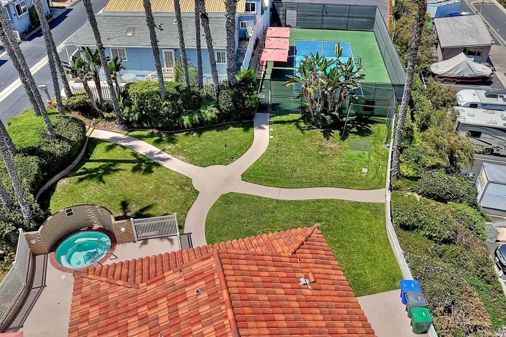 6493 Friendly Place Carlsbad, CA 92011