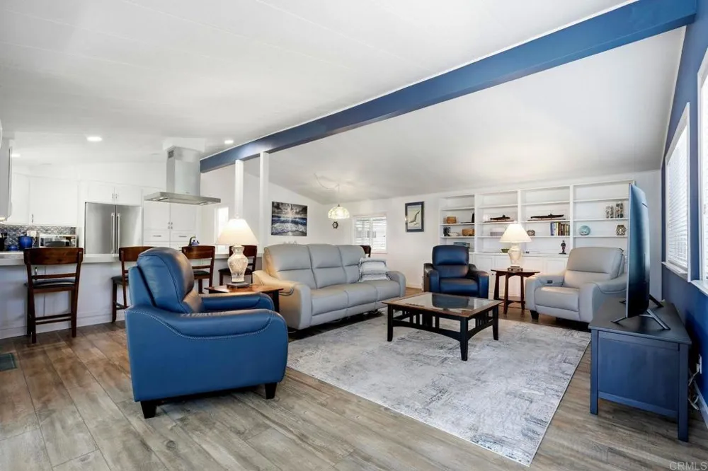 6493 Friendly Place Carlsbad, CA 92011