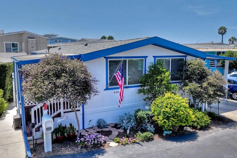 6493 Friendly Place Carlsbad, CA 92011
