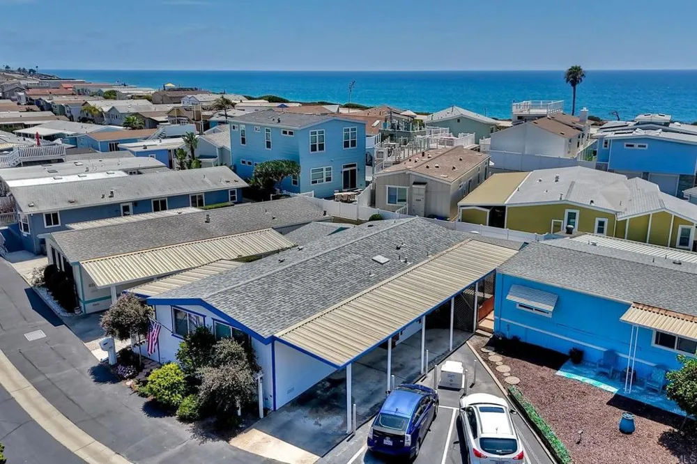 6493 Friendly Place Carlsbad, CA 92011