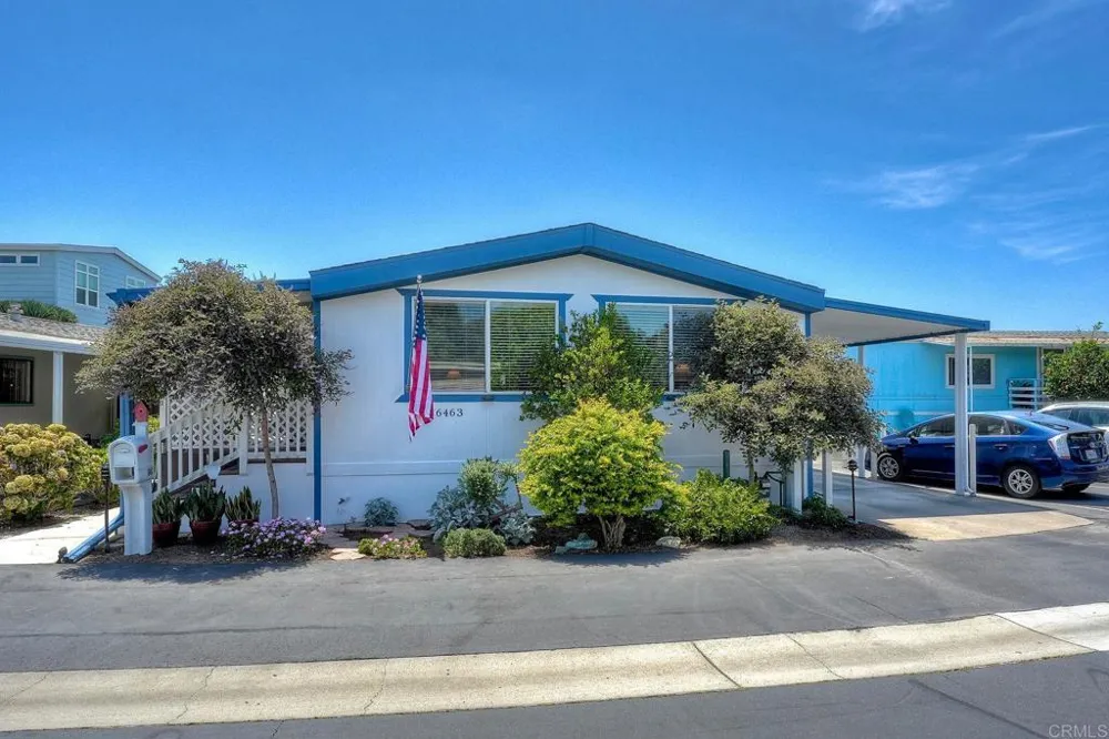6493 Friendly Place Carlsbad, CA 92011