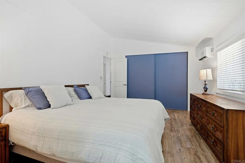 6493 Friendly Place Carlsbad, CA 92011