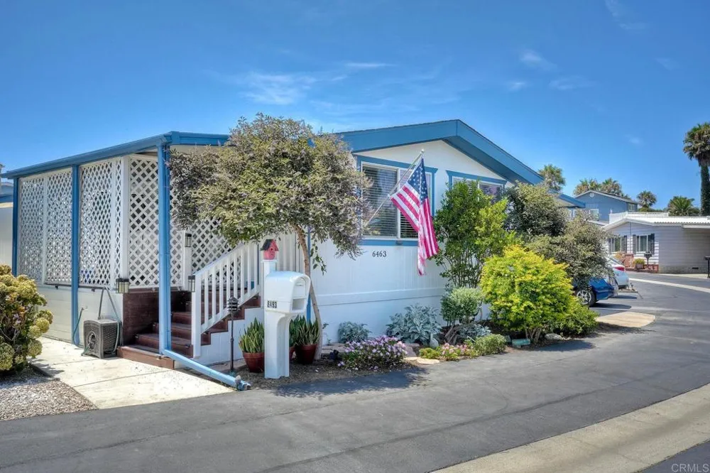 6493 Friendly Place Carlsbad, CA 92011