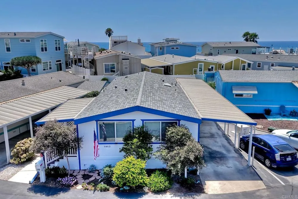 6493 Friendly Place Carlsbad, CA 92011