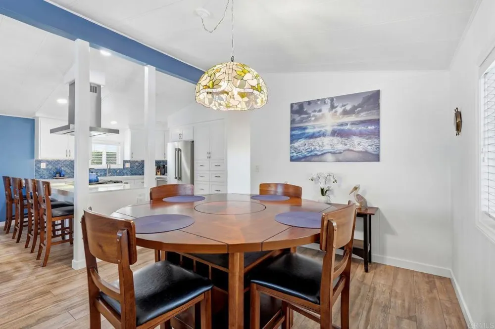 6493 Friendly Place Carlsbad, CA 92011