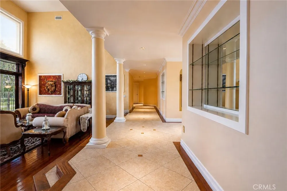9099 Manzanita Rancho Cucamonga, CA 91737
