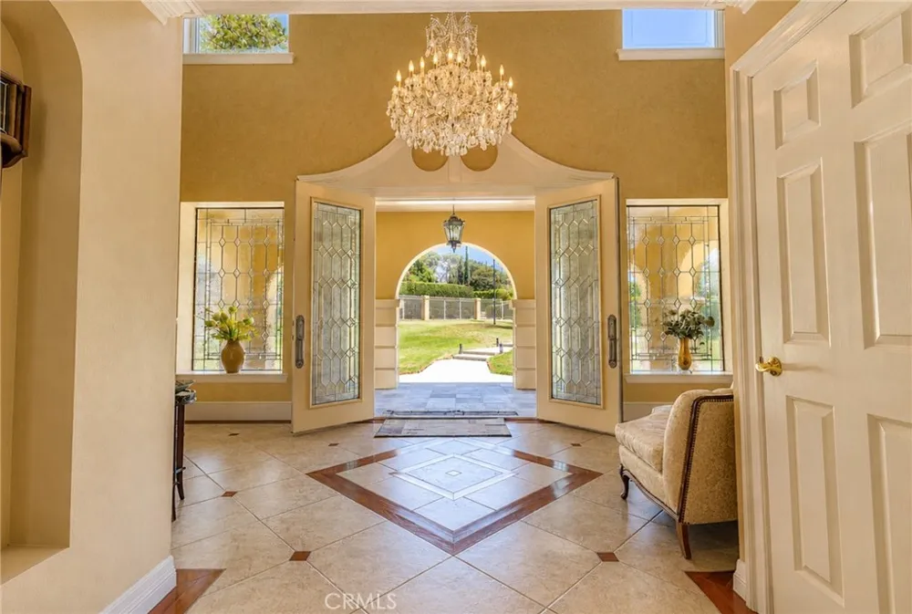 9099 Manzanita Rancho Cucamonga, CA 91737