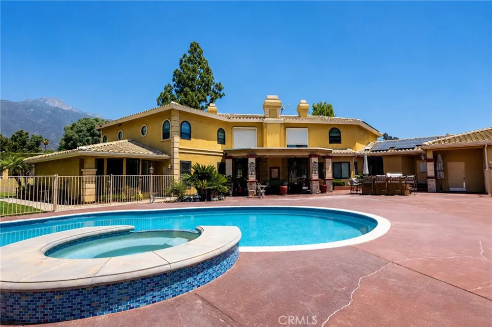 9099 Manzanita Rancho Cucamonga, CA 91737