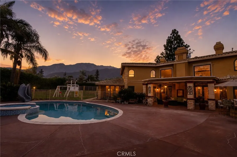 9099 Manzanita Rancho Cucamonga, CA 91737