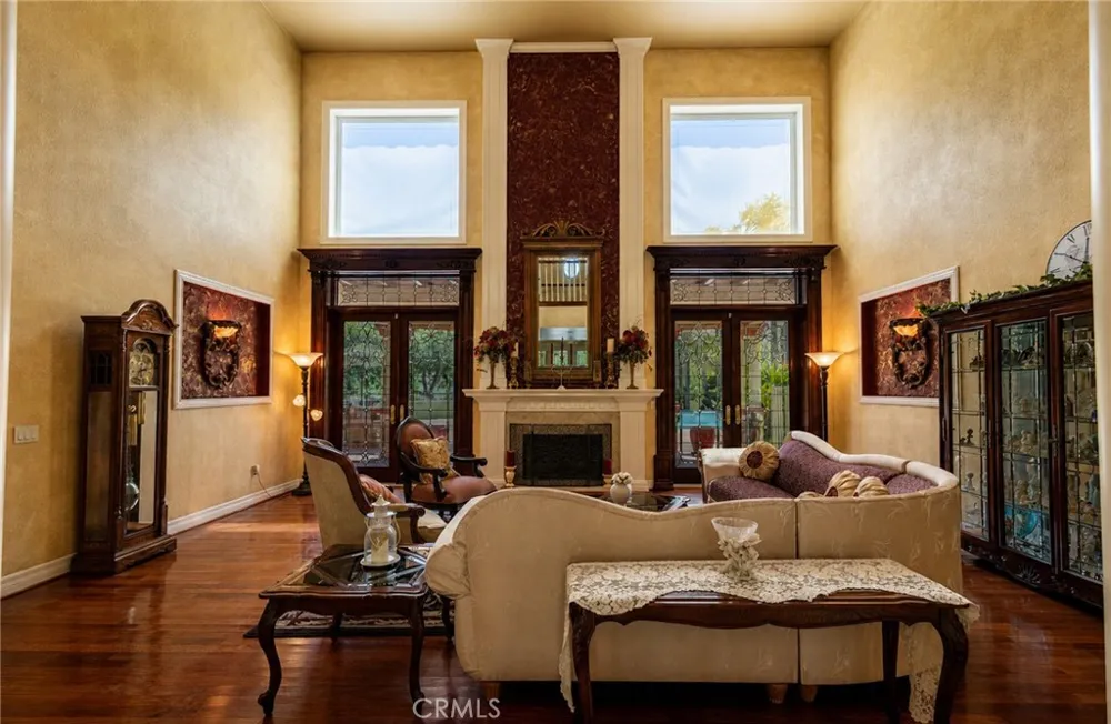 9099 Manzanita Rancho Cucamonga, CA 91737