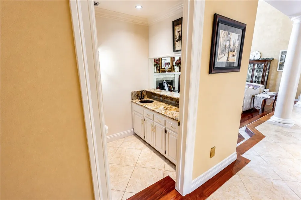 9099 Manzanita Rancho Cucamonga, CA 91737