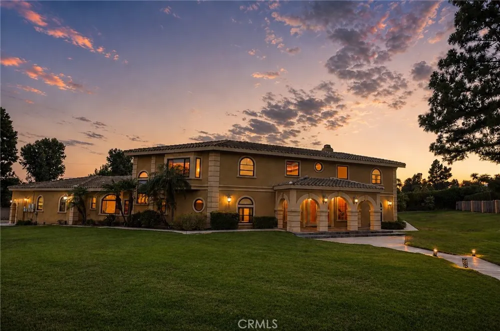 9099 Manzanita Rancho Cucamonga, CA 91737